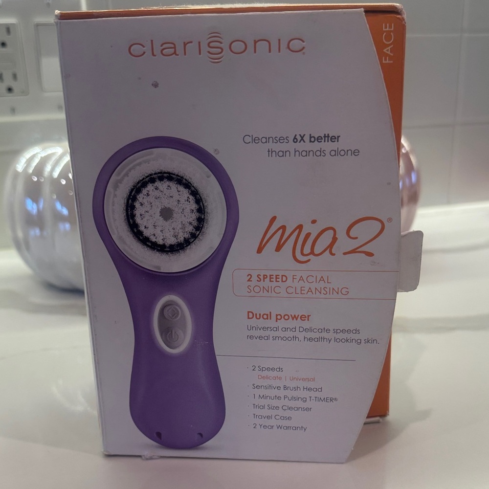 Clarisonic Mia 2 Lavender Sonic Cleansing Device